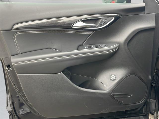 used 2022 Buick Envision car, priced at $21,000