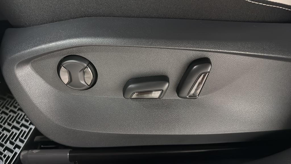 new 2026 Volkswagen Taos car, priced at $31,819