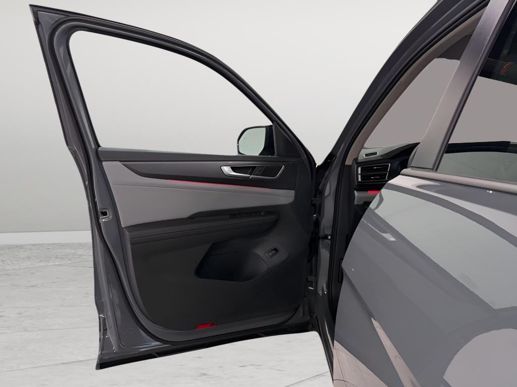 new 2026 Volkswagen Atlas car, priced at $47,482