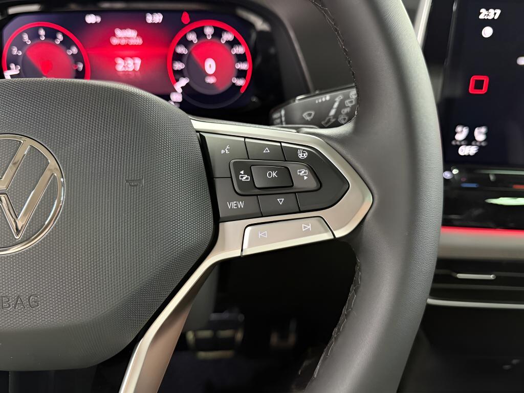 new 2026 Volkswagen Atlas car, priced at $47,482