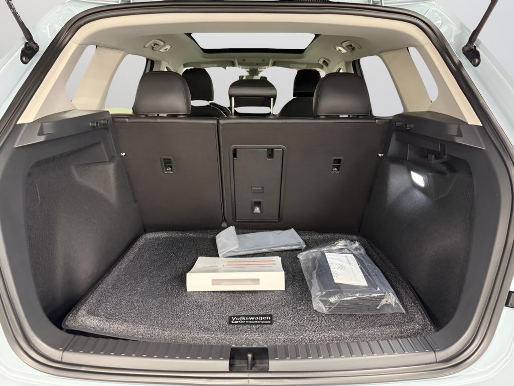 new 2026 Volkswagen Taos car, priced at $37,559