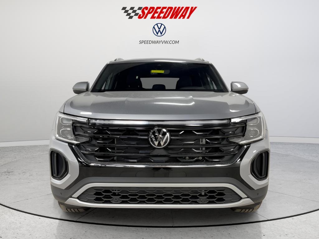 new 2026 Volkswagen Atlas Cross Sport car, priced at $44,451