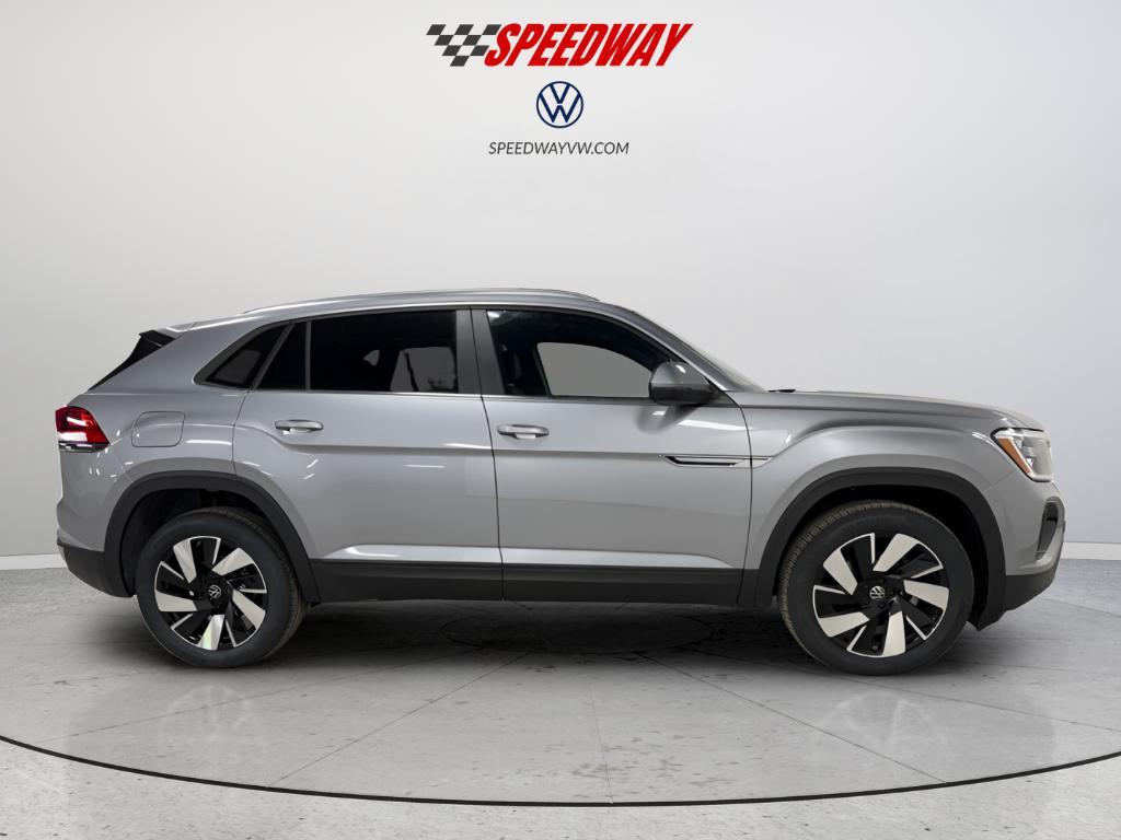 new 2026 Volkswagen Atlas Cross Sport car, priced at $44,451