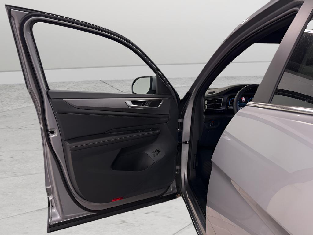 new 2026 Volkswagen Atlas Cross Sport car, priced at $44,451