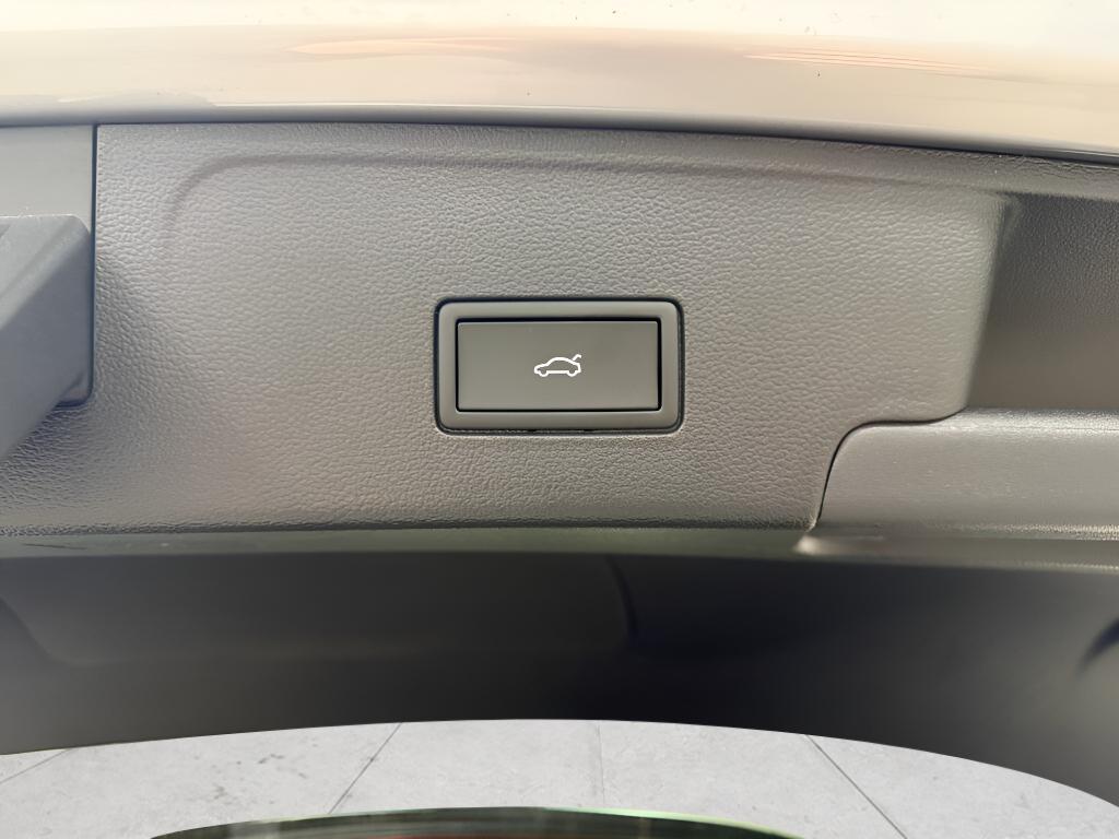 new 2026 Volkswagen Atlas Cross Sport car, priced at $44,451