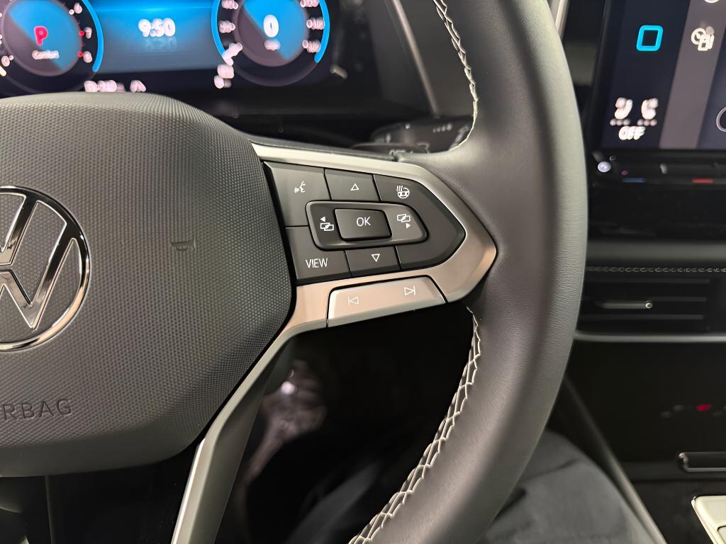 new 2026 Volkswagen Atlas Cross Sport car, priced at $44,451