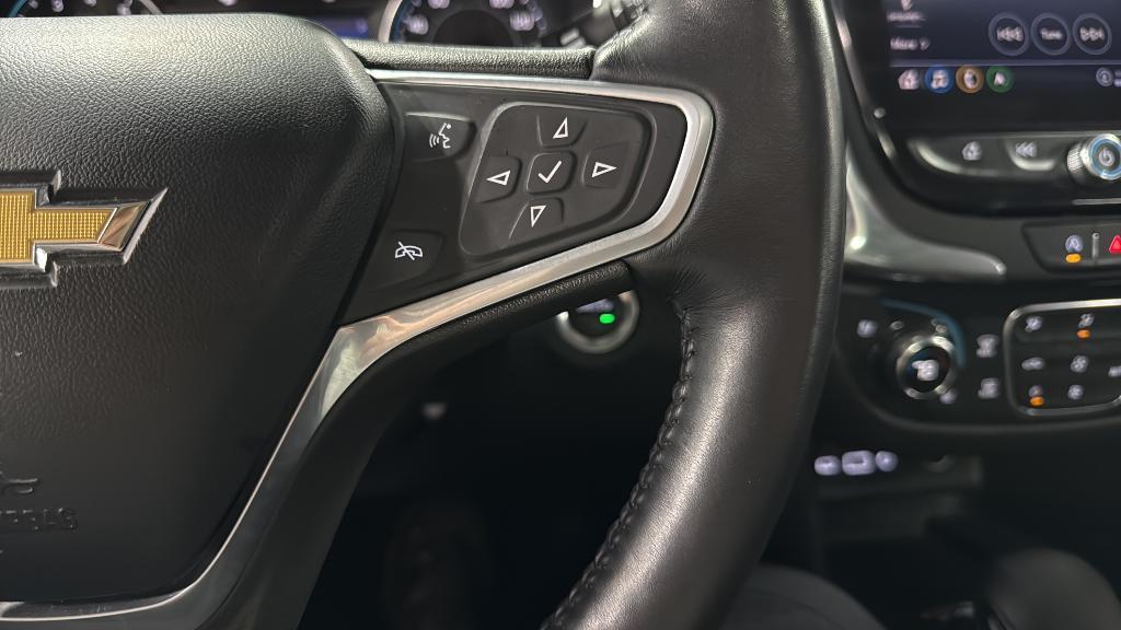 used 2022 Chevrolet Equinox car, priced at $22,060