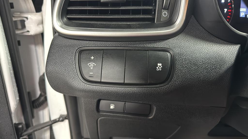 used 2020 Kia Sorento car, priced at $16,000