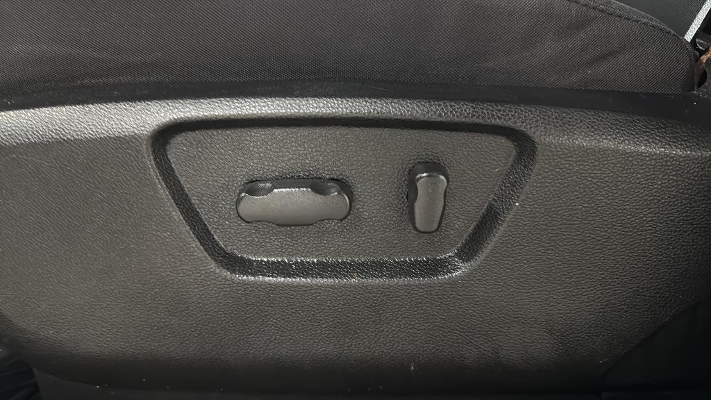 used 2014 Chevrolet Captiva Sport car, priced at $6,356