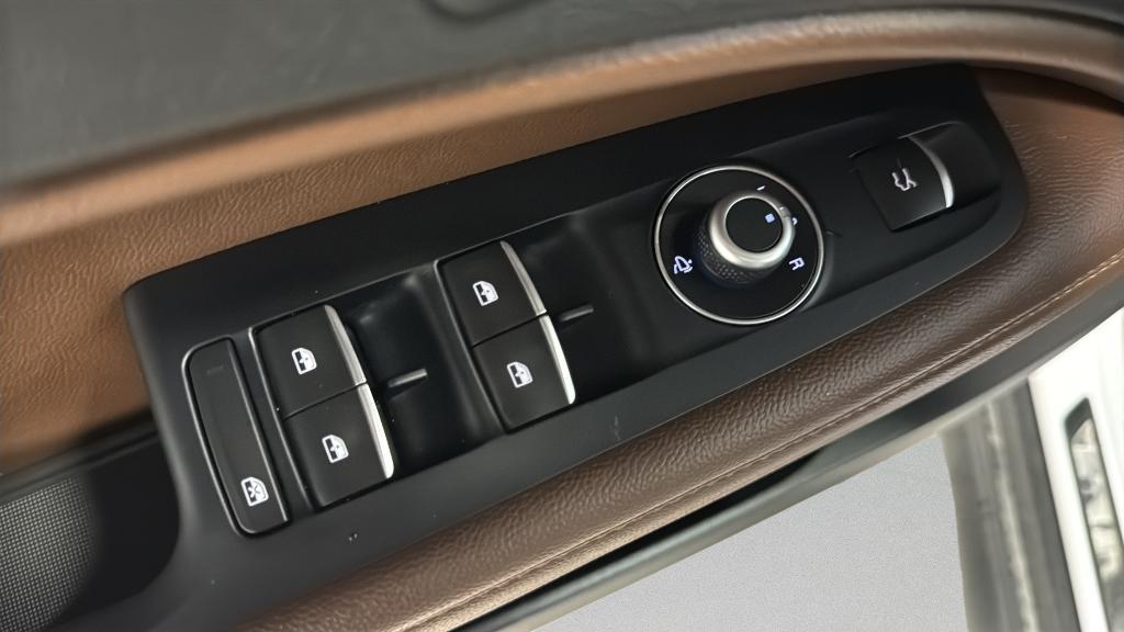 used 2019 Alfa Romeo Stelvio car, priced at $16,084