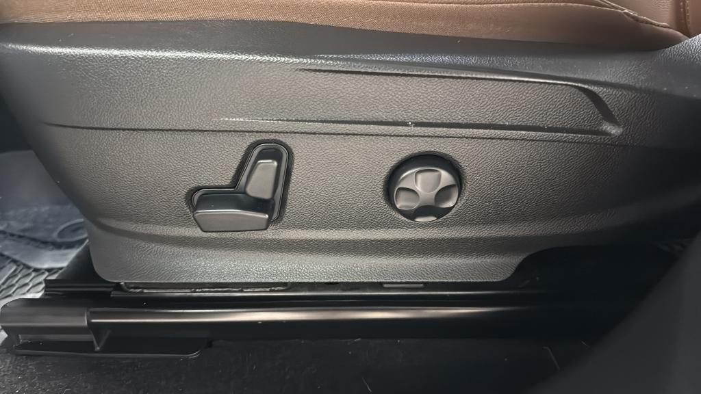 used 2019 Alfa Romeo Stelvio car, priced at $16,084