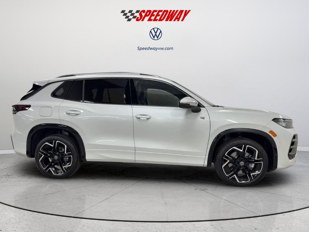 new 2026 Volkswagen Tiguan car, priced at $44,736