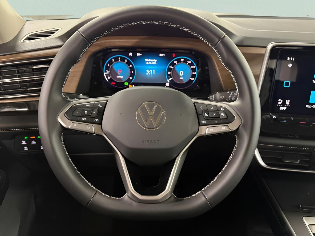 new 2026 Volkswagen Atlas car, priced at $38,292