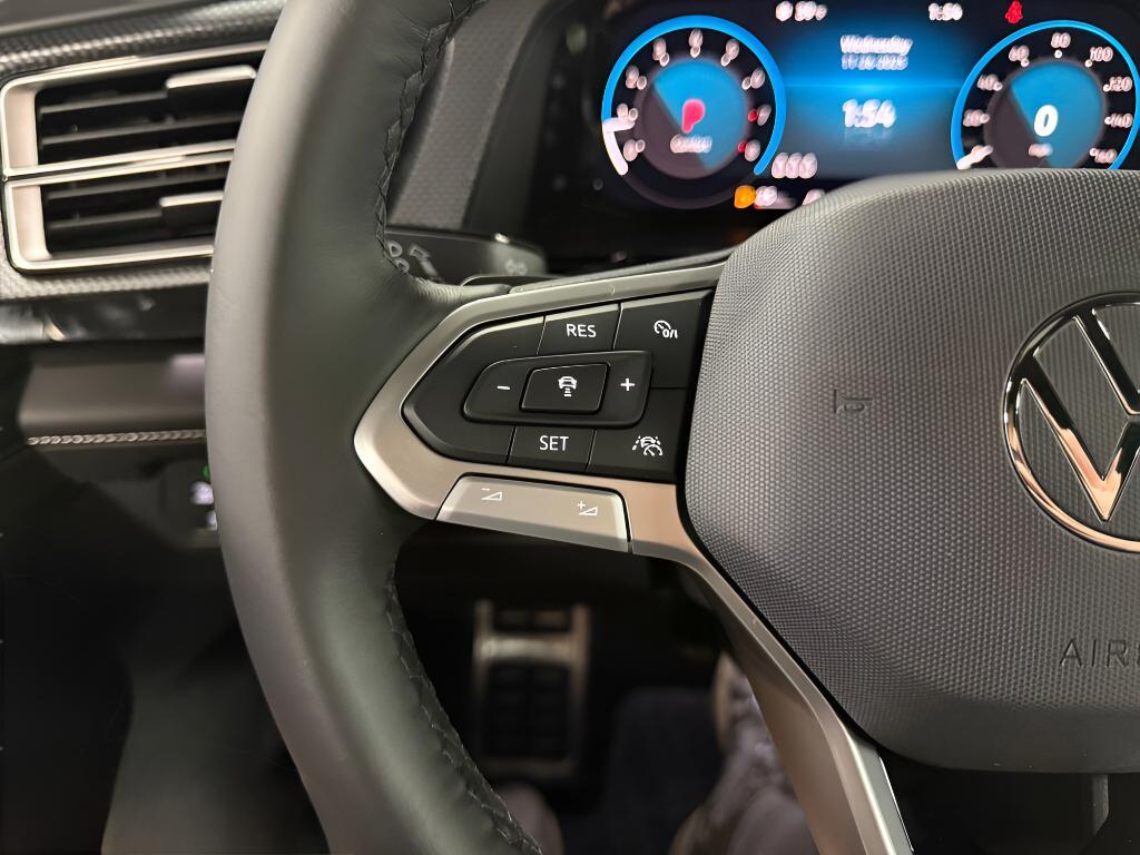 new 2026 Volkswagen Atlas Cross Sport car, priced at $54,248