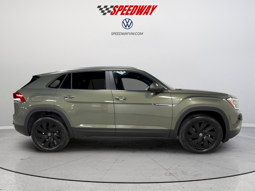 new 2026 Volkswagen Atlas Cross Sport car, priced at $44,346