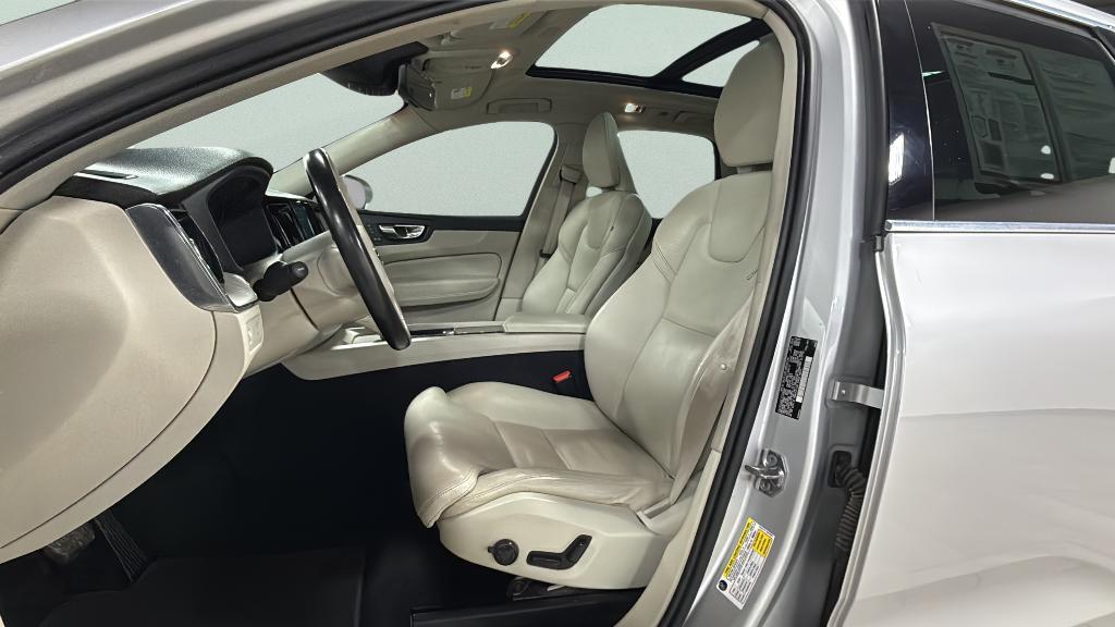 used 2020 Volvo XC60 car, priced at $17,397