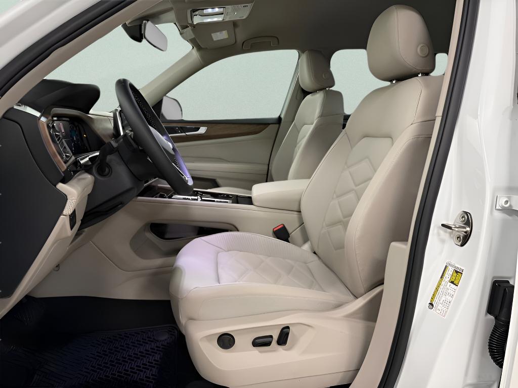 new 2026 Volkswagen Atlas car, priced at $44,688