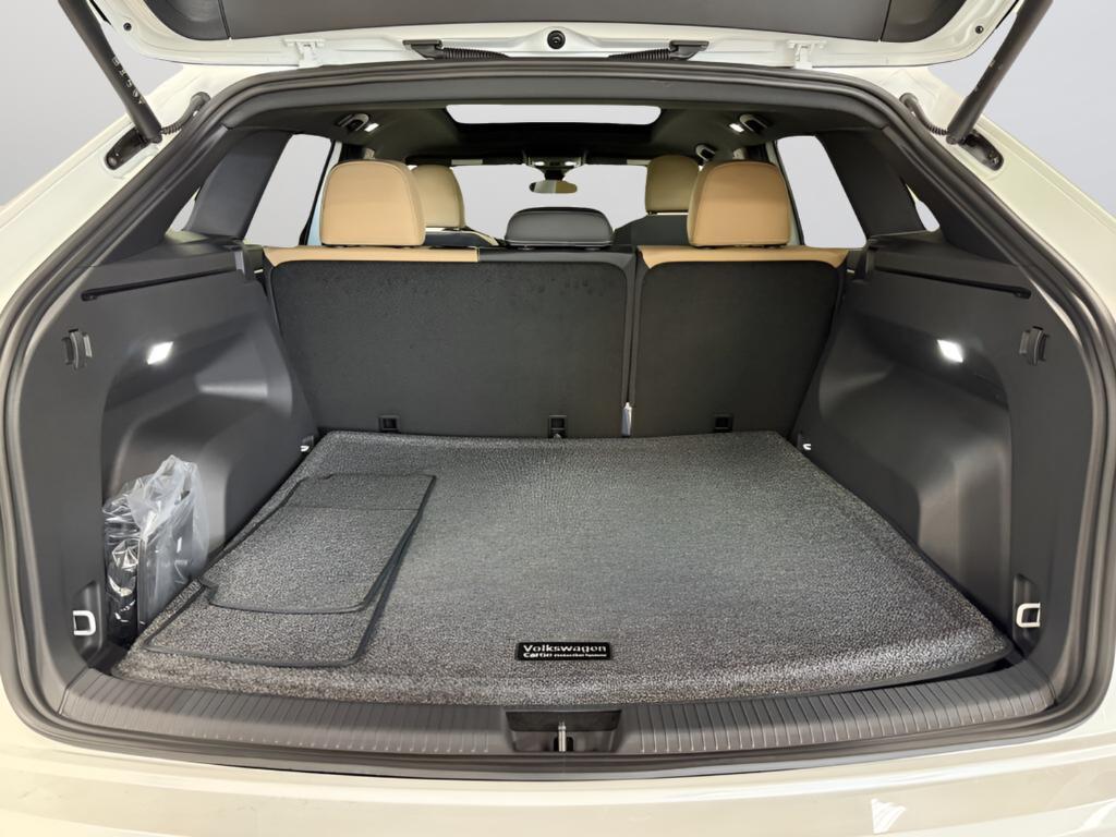 new 2026 Volkswagen Atlas Cross Sport car, priced at $45,316