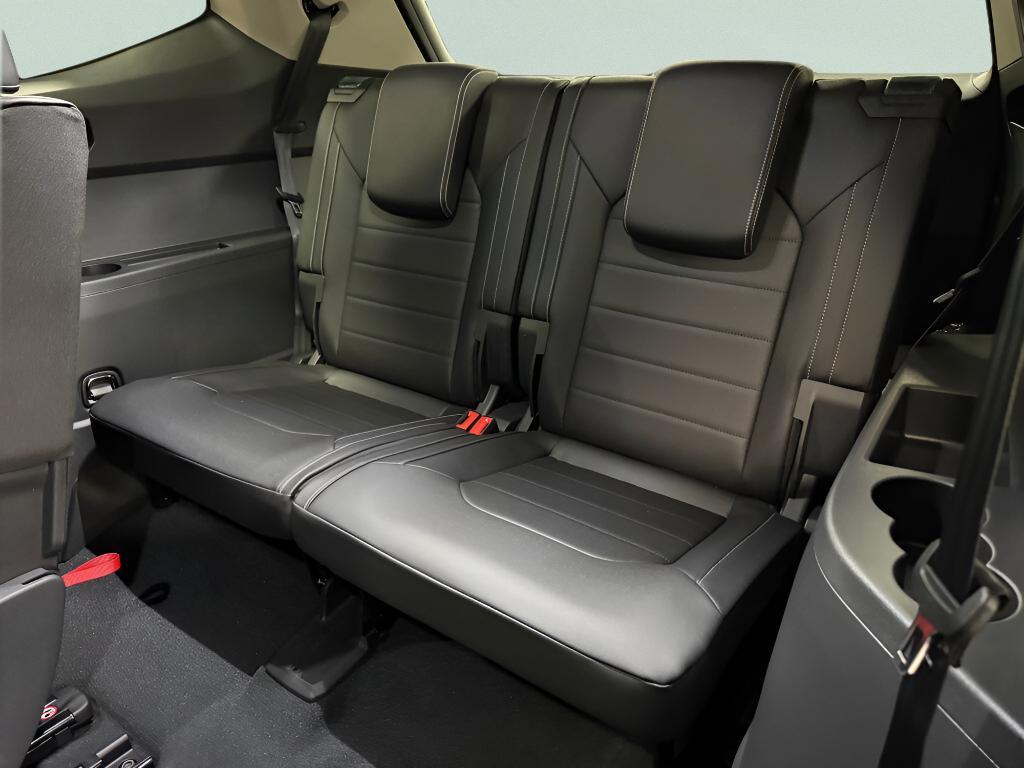 new 2026 Volkswagen Atlas car, priced at $49,293