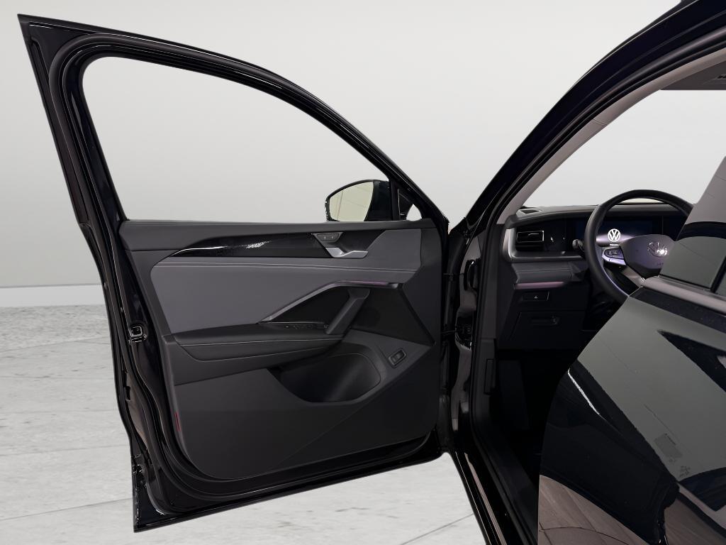 new 2026 Volkswagen Tiguan car, priced at $34,848