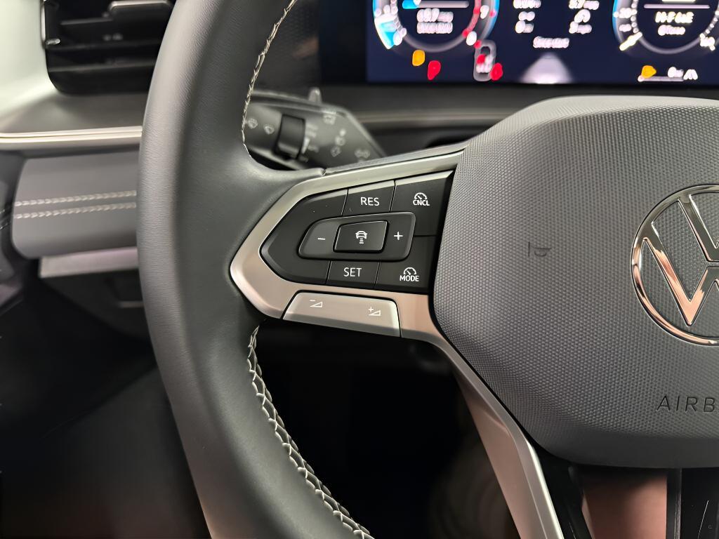 new 2026 Volkswagen Tiguan car, priced at $34,102