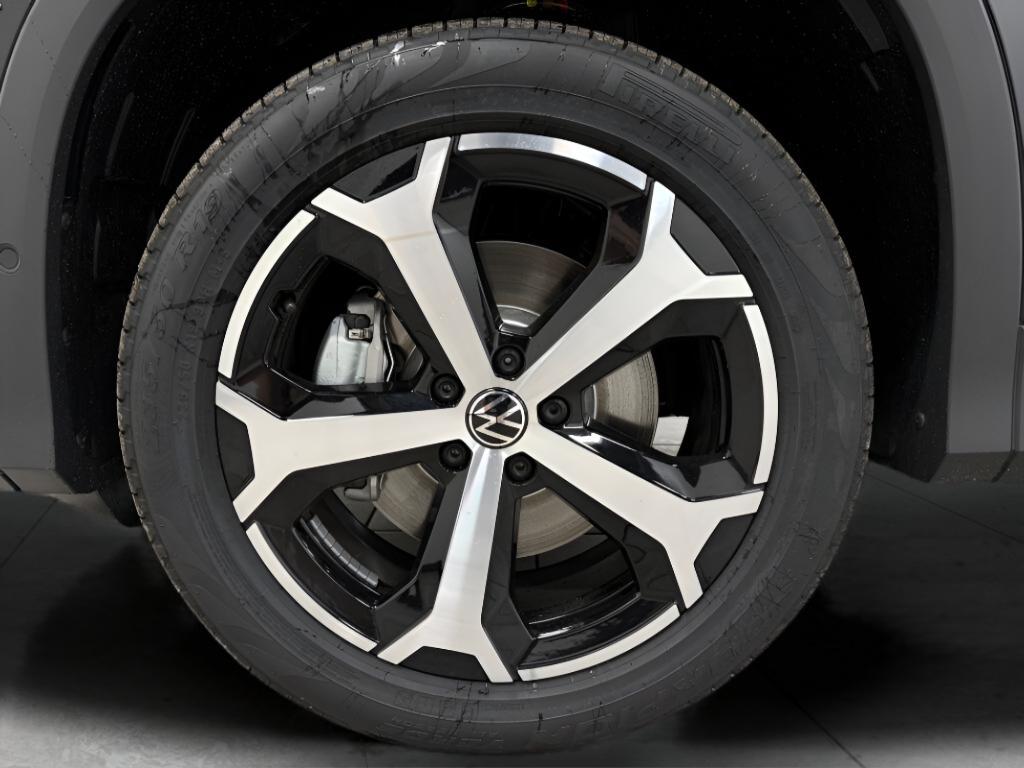 new 2026 Volkswagen Tiguan car, priced at $34,848