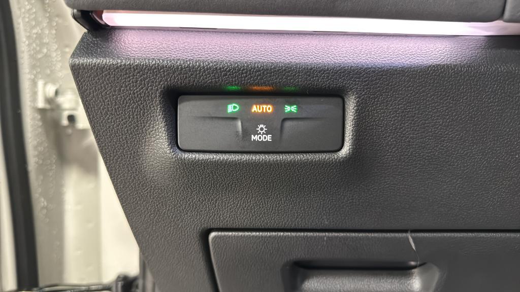 new 2026 Volkswagen Tiguan car, priced at $40,907