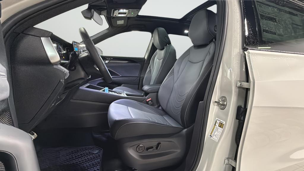 new 2026 Volkswagen Tiguan car, priced at $40,907