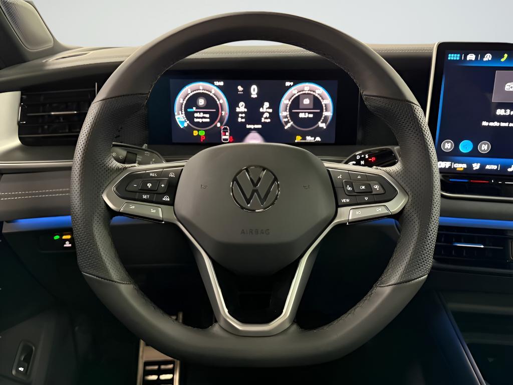 new 2026 Volkswagen Tiguan car, priced at $38,972