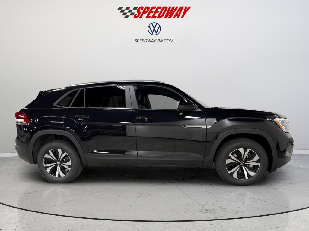 new 2026 Volkswagen Atlas Cross Sport car, priced at $39,135