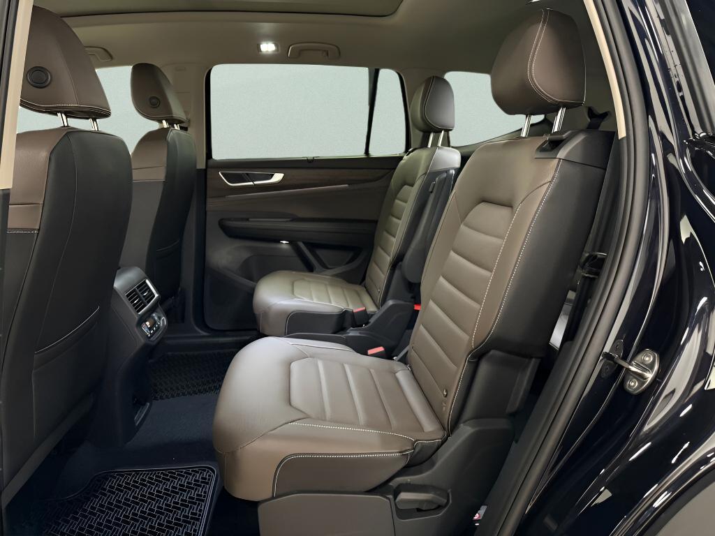 new 2026 Volkswagen Atlas car, priced at $48,565