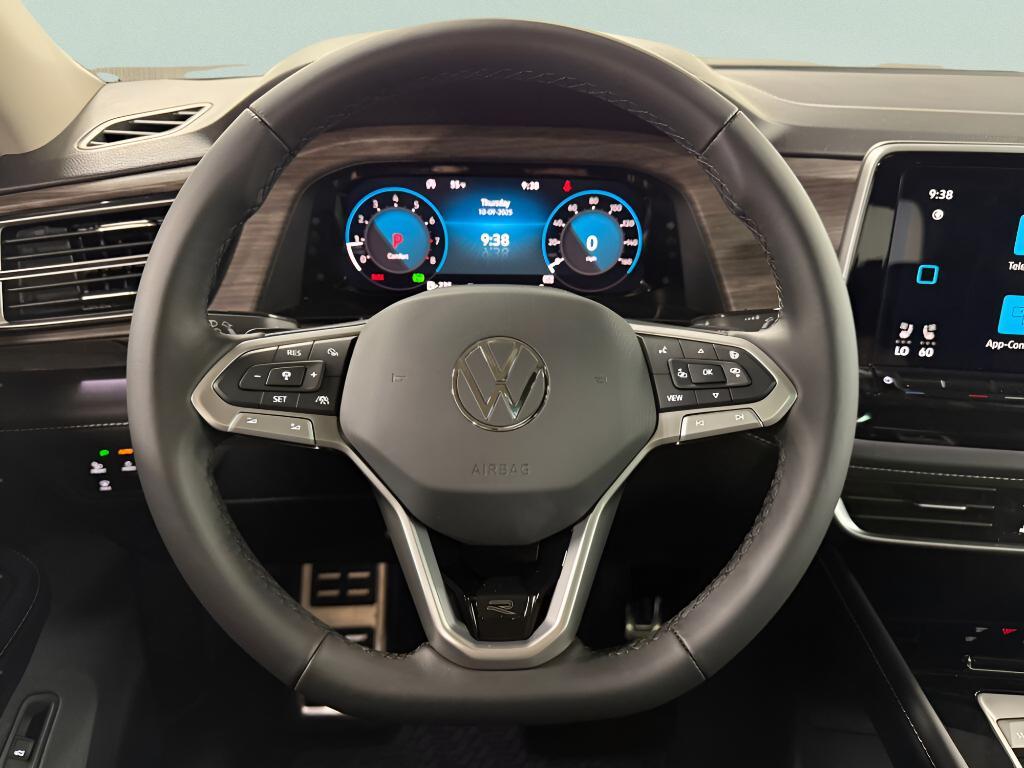 new 2026 Volkswagen Atlas car, priced at $53,685