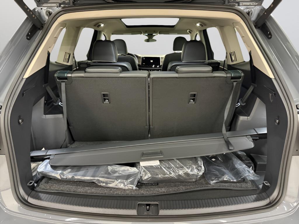 new 2026 Volkswagen Atlas car, priced at $53,685