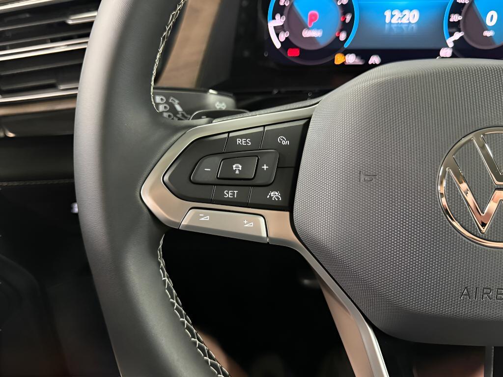 new 2026 Volkswagen Atlas car, priced at $40,097