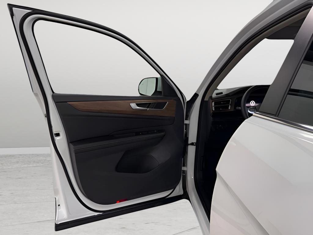 new 2026 Volkswagen Atlas car, priced at $40,097