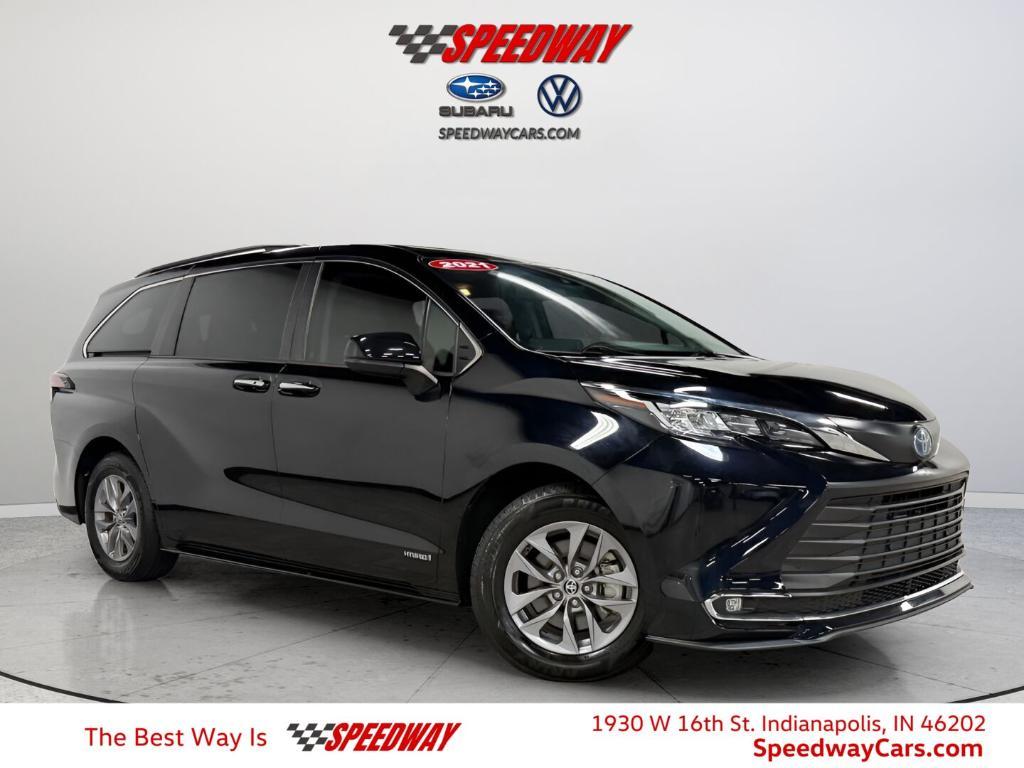used 2021 Toyota Sienna car, priced at $32,124