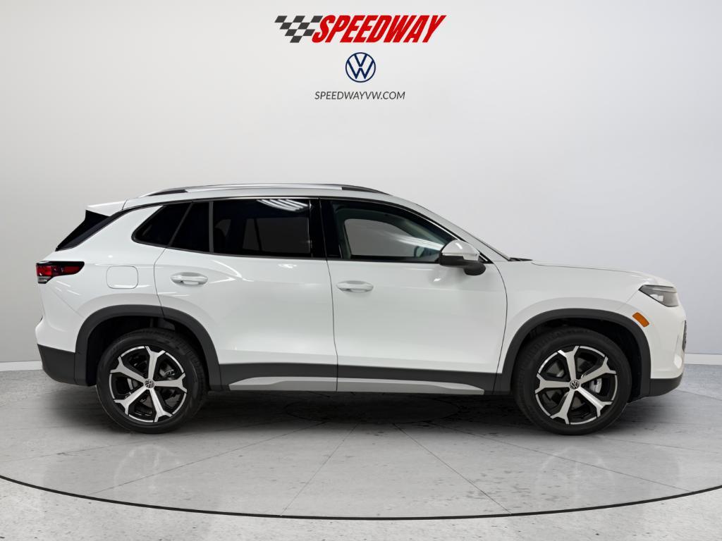 new 2025 Volkswagen Tiguan car, priced at $33,994