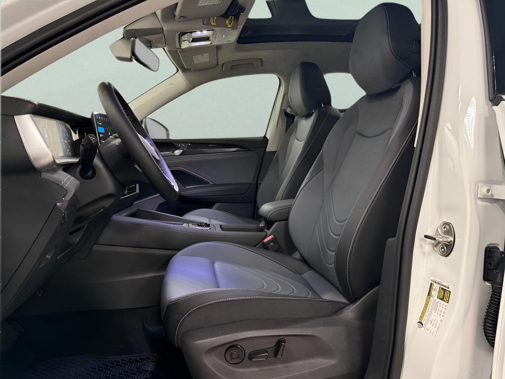 new 2025 Volkswagen Tiguan car, priced at $33,994