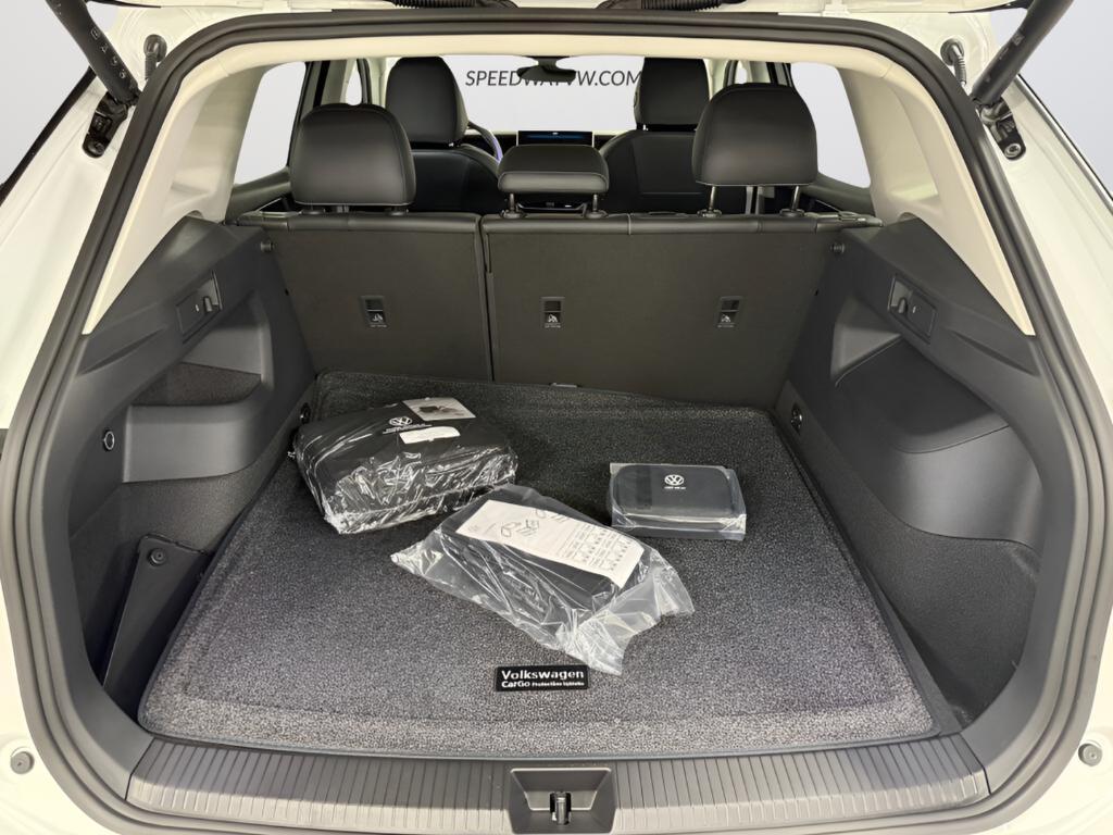 new 2025 Volkswagen Tiguan car, priced at $33,994