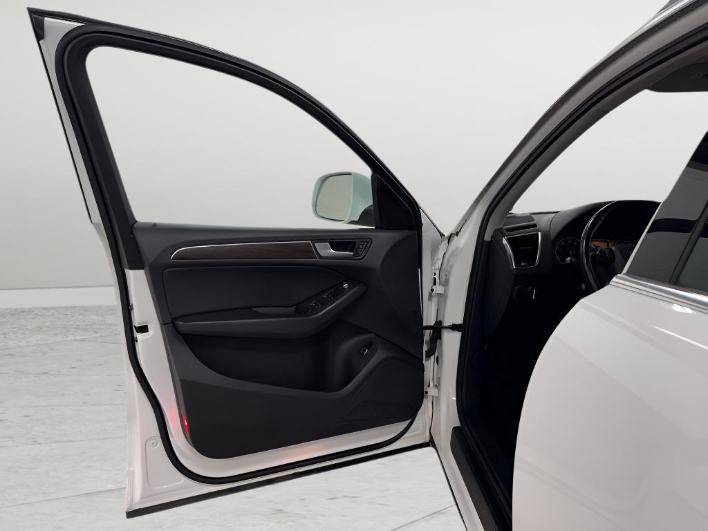 used 2015 Audi Q5 car, priced at $11,200