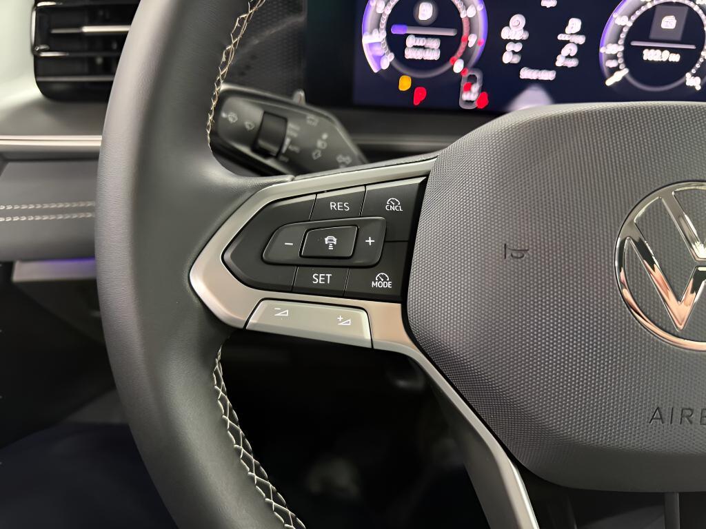 new 2026 Volkswagen Tiguan car, priced at $36,820