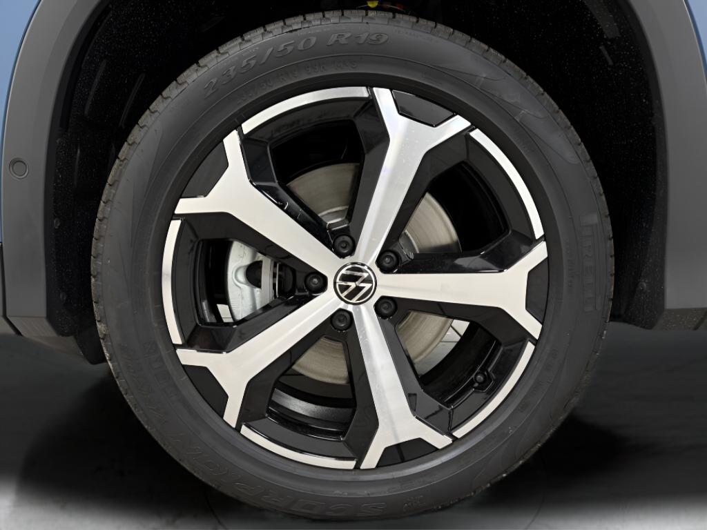 new 2026 Volkswagen Tiguan car, priced at $36,470