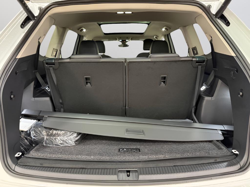 new 2026 Volkswagen Atlas car, priced at $50,443