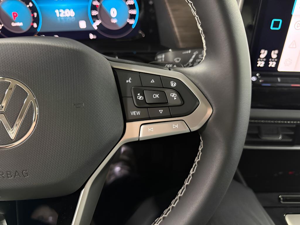 new 2026 Volkswagen Atlas car, priced at $50,443