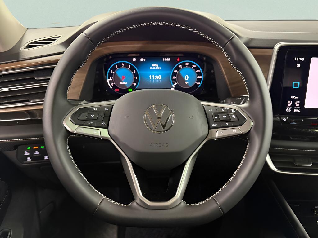 new 2026 Volkswagen Atlas car, priced at $43,489
