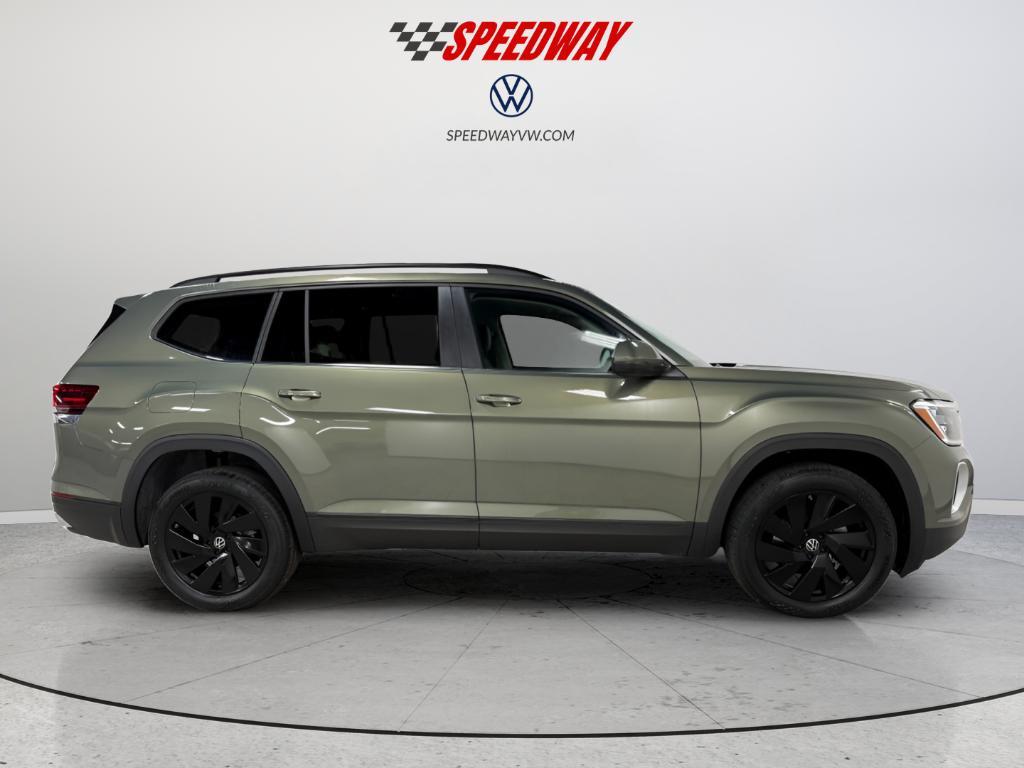 new 2026 Volkswagen Atlas car, priced at $43,489