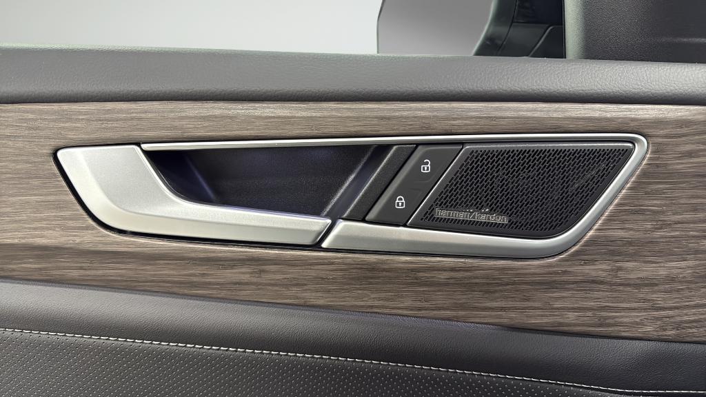 new 2026 Volkswagen Atlas car, priced at $54,498