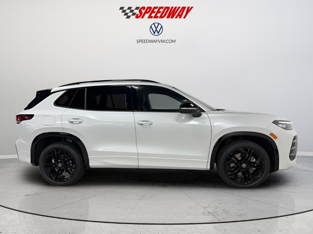 new 2025 Volkswagen Tiguan car, priced at $36,459