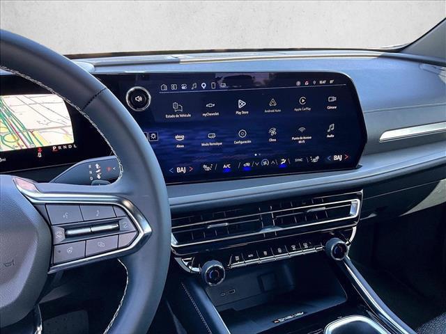 used 2025 Chevrolet Traverse car, priced at $35,898