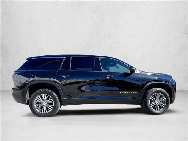 used 2025 Chevrolet Traverse car, priced at $33,799